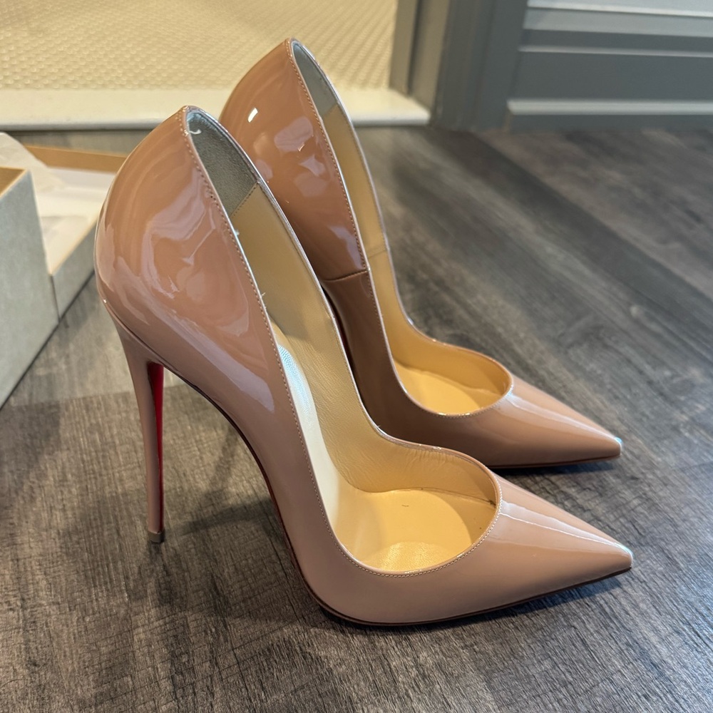 NWT - So Kate Heels